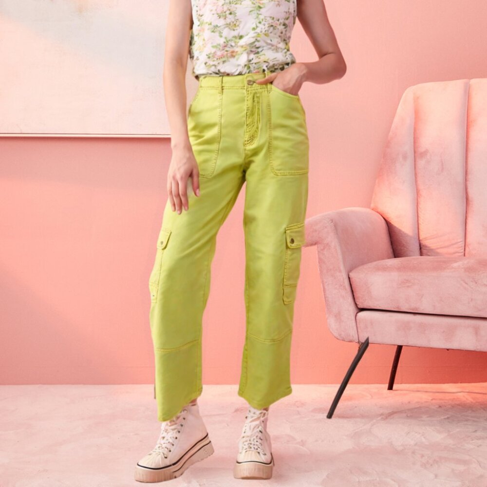 Lime Green Utility Chic — B.P. Cargo Pants (Size 6)